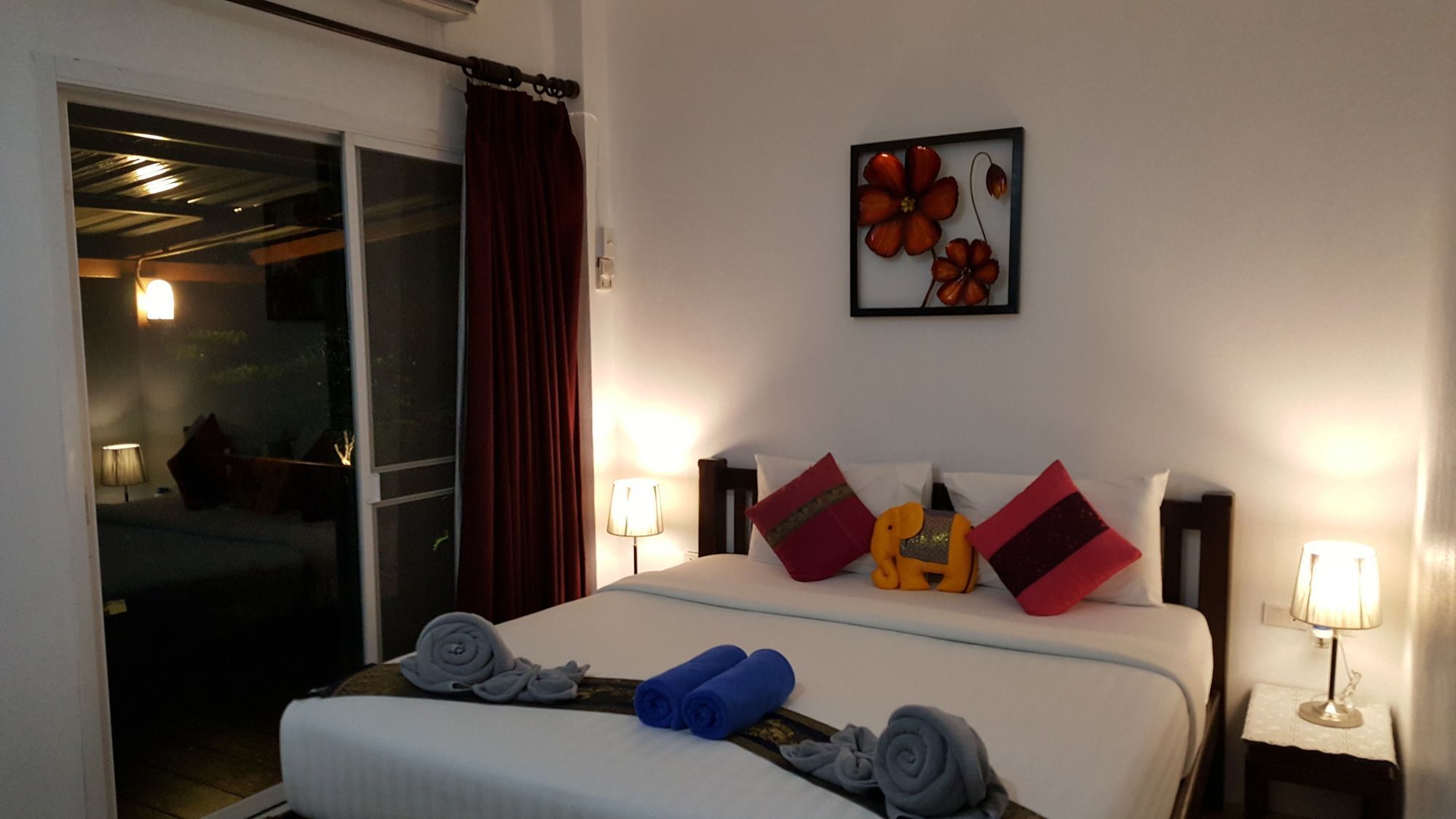 Montania Lifestyle Hotel Phanom Exterior foto